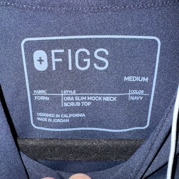 Figs Women's Navy Top - Picture 3 of 3